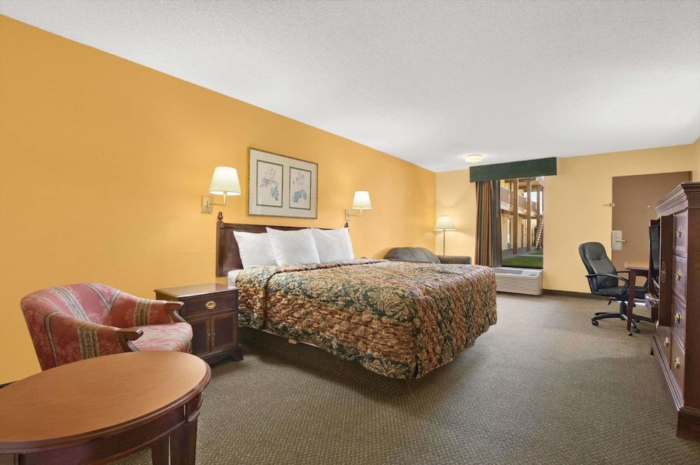 Days Inn By Wyndham Burleson Ft. Worth Eksteriør billede
