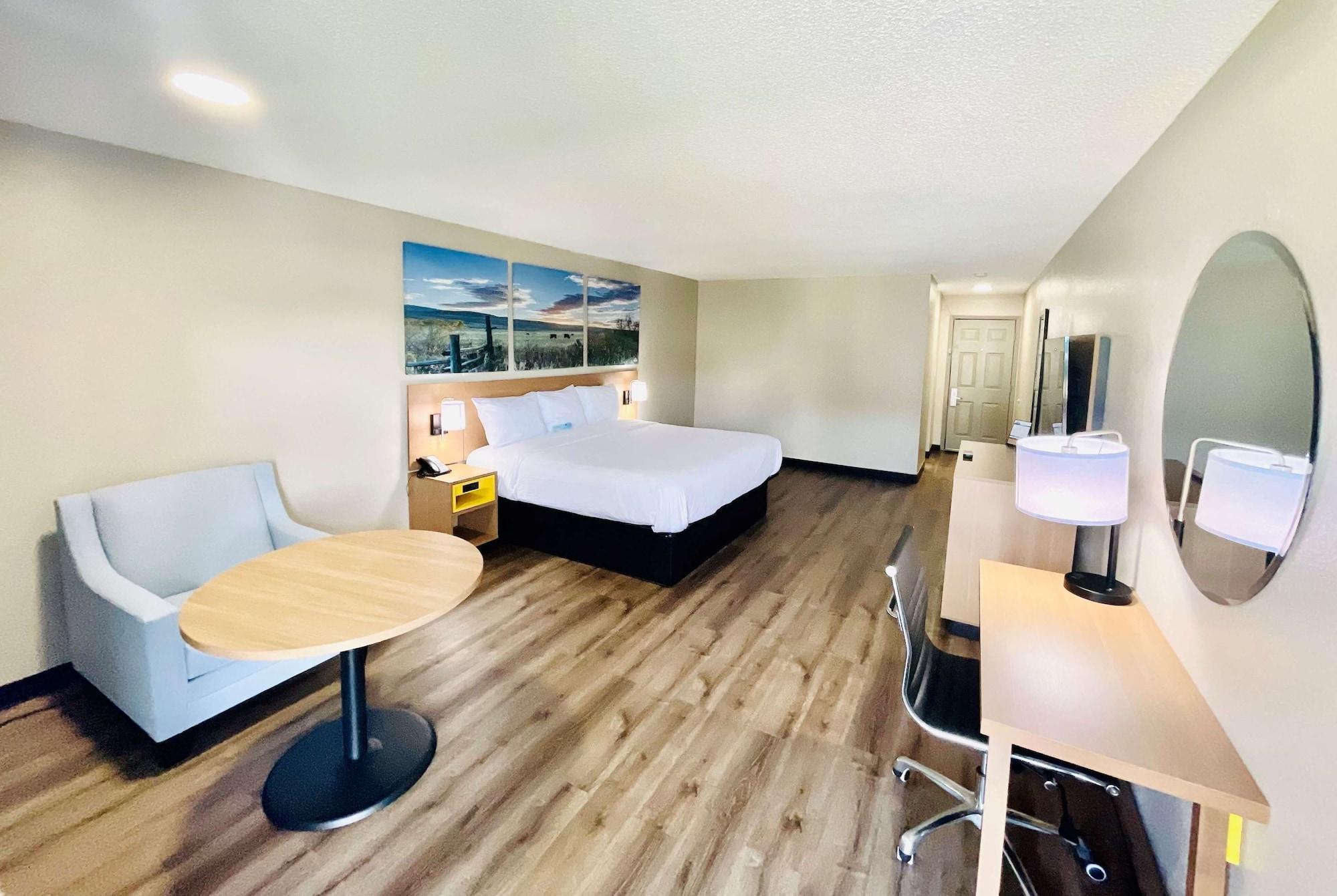 Days Inn By Wyndham Burleson Ft. Worth Eksteriør billede